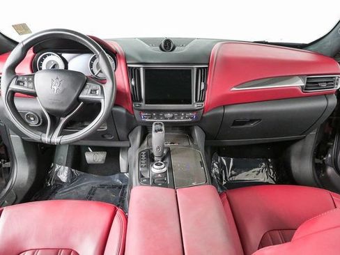 Certified 2023 Maserati Levante GT AWD/4WD image 19