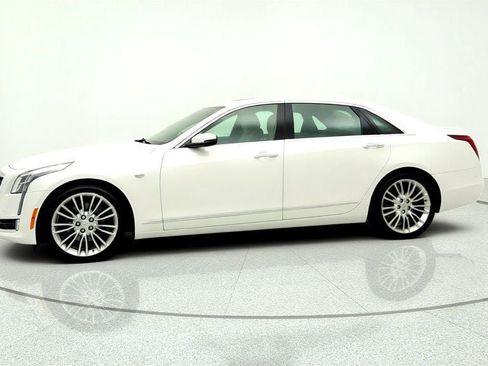 Used 2018 Cadillac CT6 Premium Luxury w/ Super Cruise Package AWD/4WD image 8