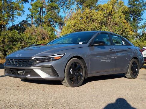 New 2026 Hyundai Elantra Sport FWD image 2