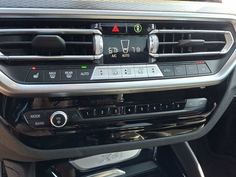 Used 2023 BMW X4 xDrive30i w/ M Sport Package image 17