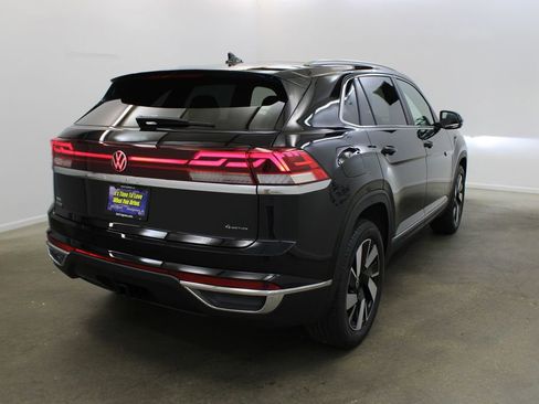 New 2026 Volkswagen Atlas Cross Sport SEL image 5