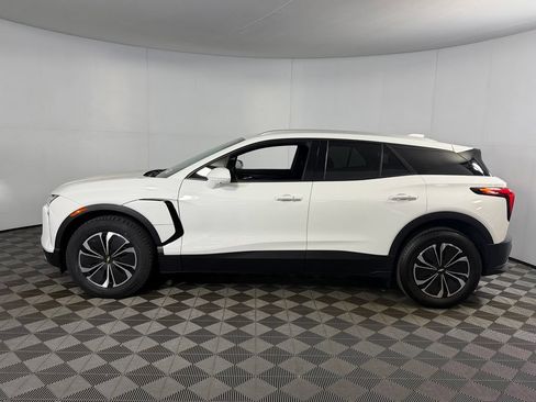Used 2024 Chevrolet Blazer EV LT AWD/4WD image 10