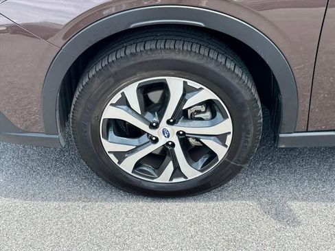 Used 2020 Subaru Outback Touring XT AWD/4WD image 15