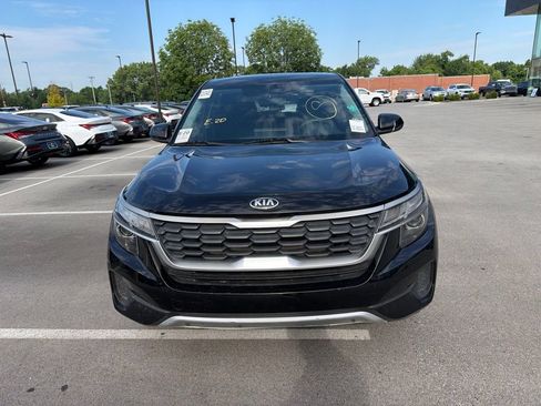 Used 2021 Kia Seltos LX AWD/4WD image 16