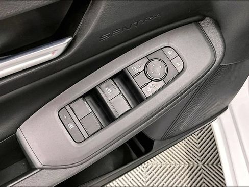 New 2026 Nissan Sentra SV FWD image 29