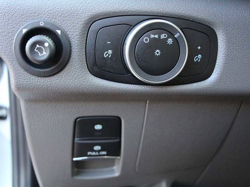 New 2024 Ford Transit 250 148 Medium Roof image 23