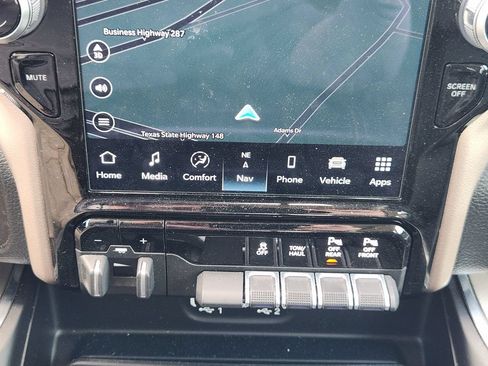 Used 2022 RAM 1500 Laramie w/ Laramie Southwest Edition RWD image 18