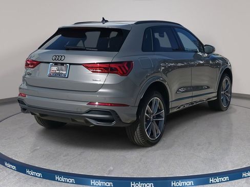 Used 2025 Audi Q3 2.0T Premium w/ Convenience Package image 3