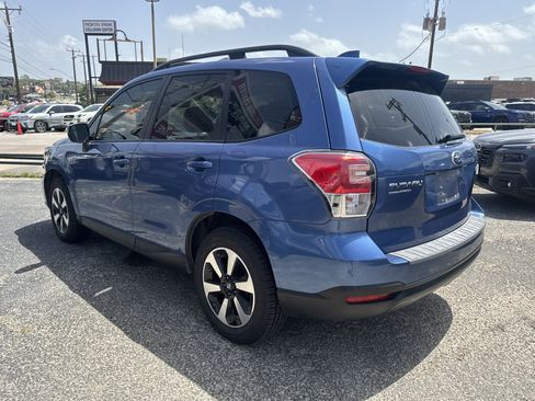 Used 2018 Subaru Forester 2.5i Premium AWD/4WD image 5