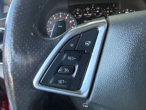 Used 2018 Chevrolet Camaro LT image 28