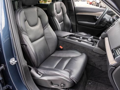 Used 2021 Volvo XC90 T8 Inscription image 28