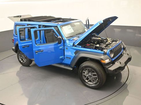 Used 2025 Jeep Wrangler Unlimited Sport AWD/4WD image 64