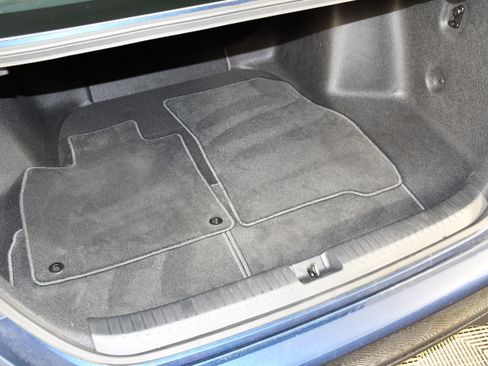 Certified 2025 Honda Accord SE image 38
