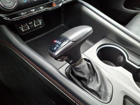 Used 2024 Dodge Durango GT image 24