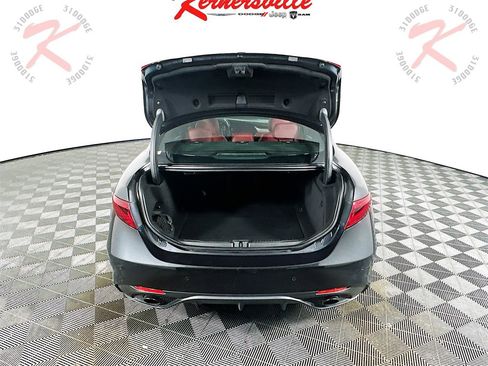 Used 2021 Alfa Romeo Giulia Ti Sport image 28