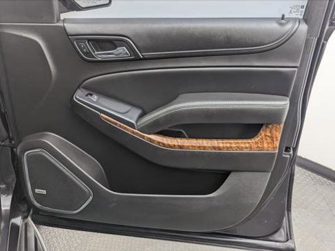Used 2017 Chevrolet Suburban Premier image 26
