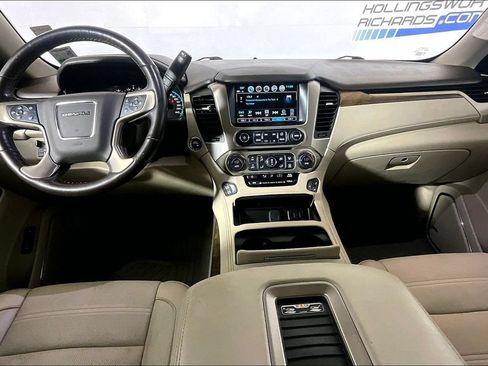 Used 2019 GMC Yukon XL Denali w/ Open Road Package RWD image 11