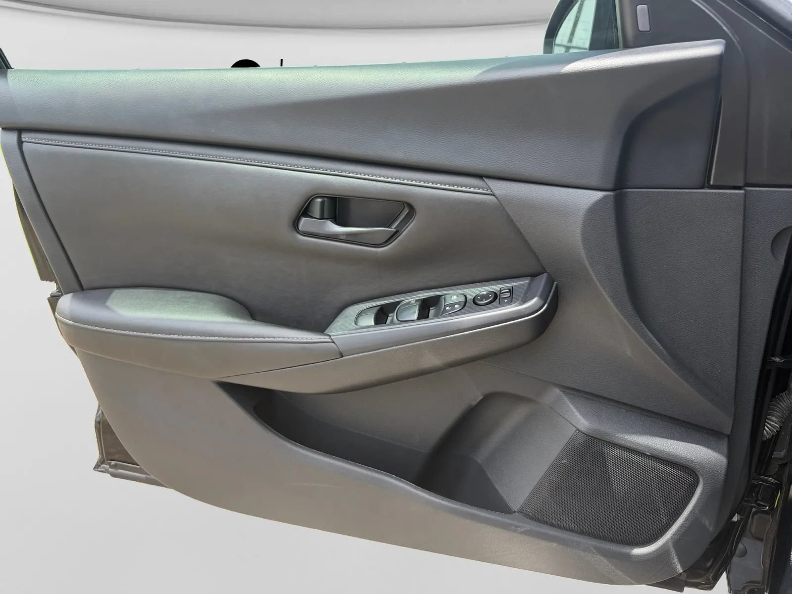 Used 2024 Nissan Sentra S FWD image 13