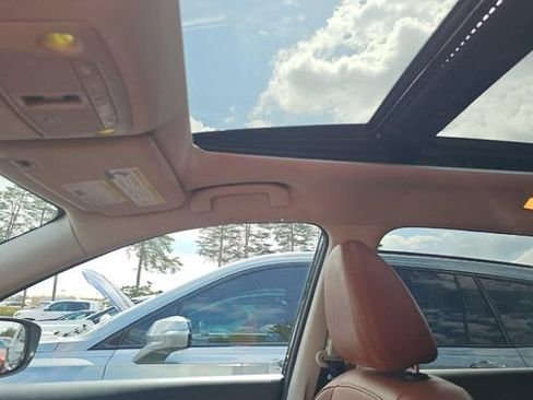 Used 2019 Nissan Rogue SL w/ Premium Package FWD image 10