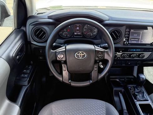 Used 2023 Toyota Tacoma SR AWD/4WD image 21