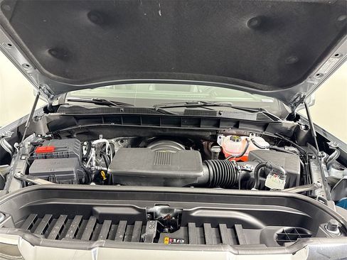 New 2026 GMC Sierra 1500 SLE w/ Preferred Package image 23