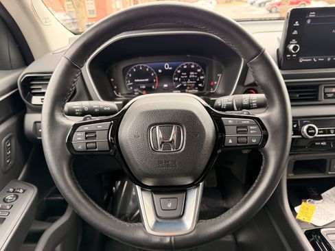 Certified 2024 Honda Pilot Elite image 17