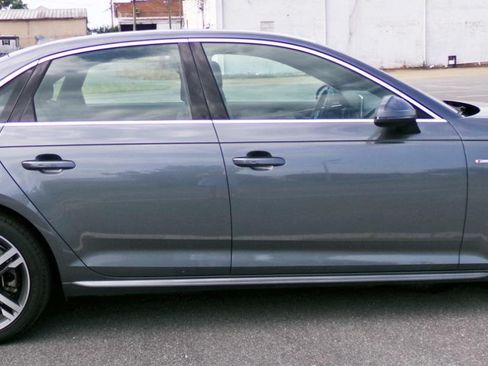Used 2017 Audi A4 2.0T Premium Plus w/ Premium Plus Package AWD/4WD image 5