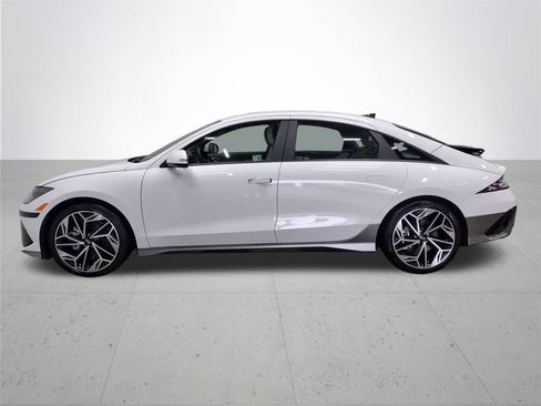 Certified 2025 Hyundai Ioniq 6 SEL image 12