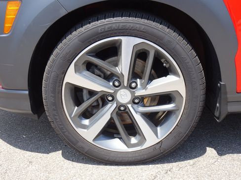 Used 2019 Hyundai Kona Ultimate AWD/4WD image 28