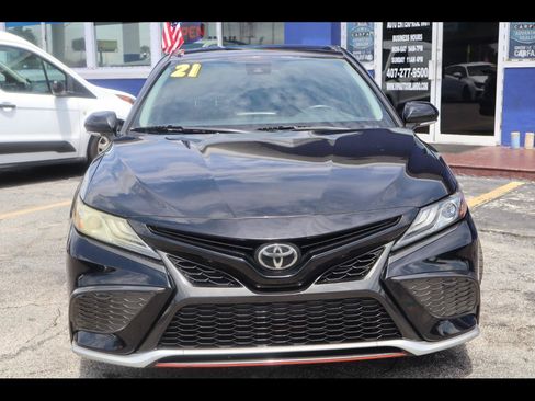 Used 2021 Toyota Camry XSE FWD image 2