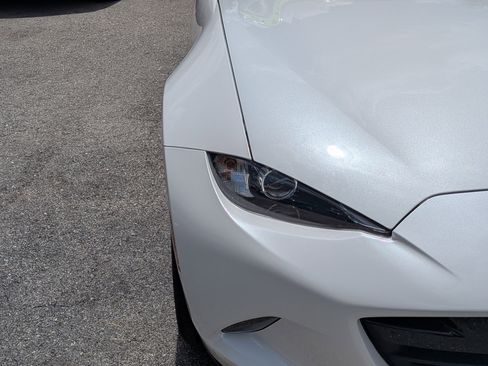 Used 2018 MAZDA MX-5 Miata Grand Touring RWD image 10