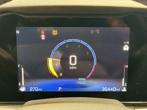 Certified 2024 Chevrolet Trax LT w/ Driver Confidence Package FWD image 11