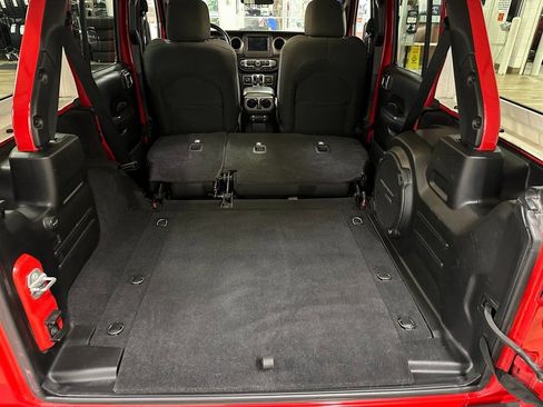 Certified 2021 Jeep Wrangler Unlimited Sport AWD/4WD image 39