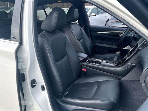 Used 2022 INFINITI Q50 Sensory image 6