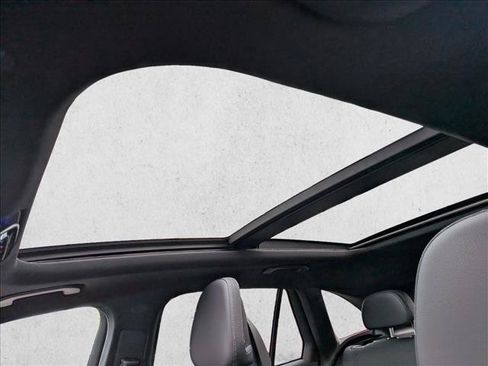 Certified 2026 Mercedes-Benz GLC 300 4MATIC image 15