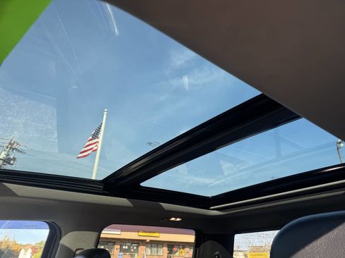 Used 2015 Ford F150 Lariat w/ Equipment Group 502A Luxury image 23