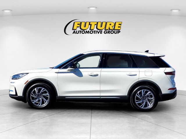 Used 2024 Lincoln Corsair AWD w/ Equipment Group 101A image 7