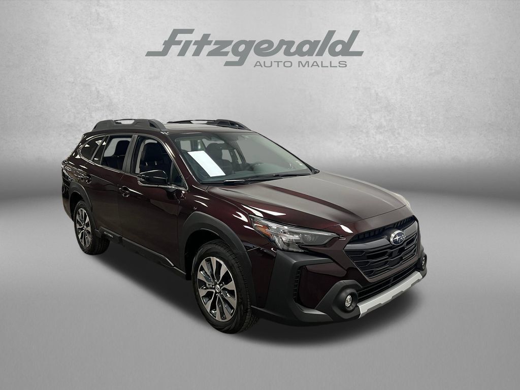 Used 2025 Subaru Outback Limited w/ Tech Package 3 AWD/4WD image 8