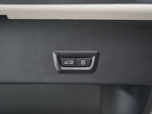 Used 2025 BMW X3 M50 AWD/4WD image 17