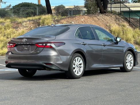 Used 2024 Toyota Camry LE FWD image 5