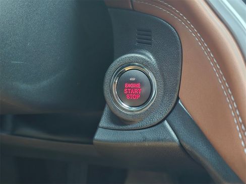 Certified 2022 Subaru Outback Touring XT image 22