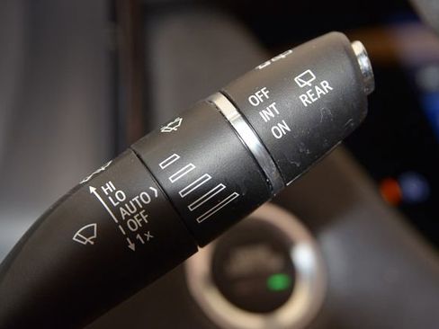 Used 2024 Cadillac XT5 Premium Luxury image 30