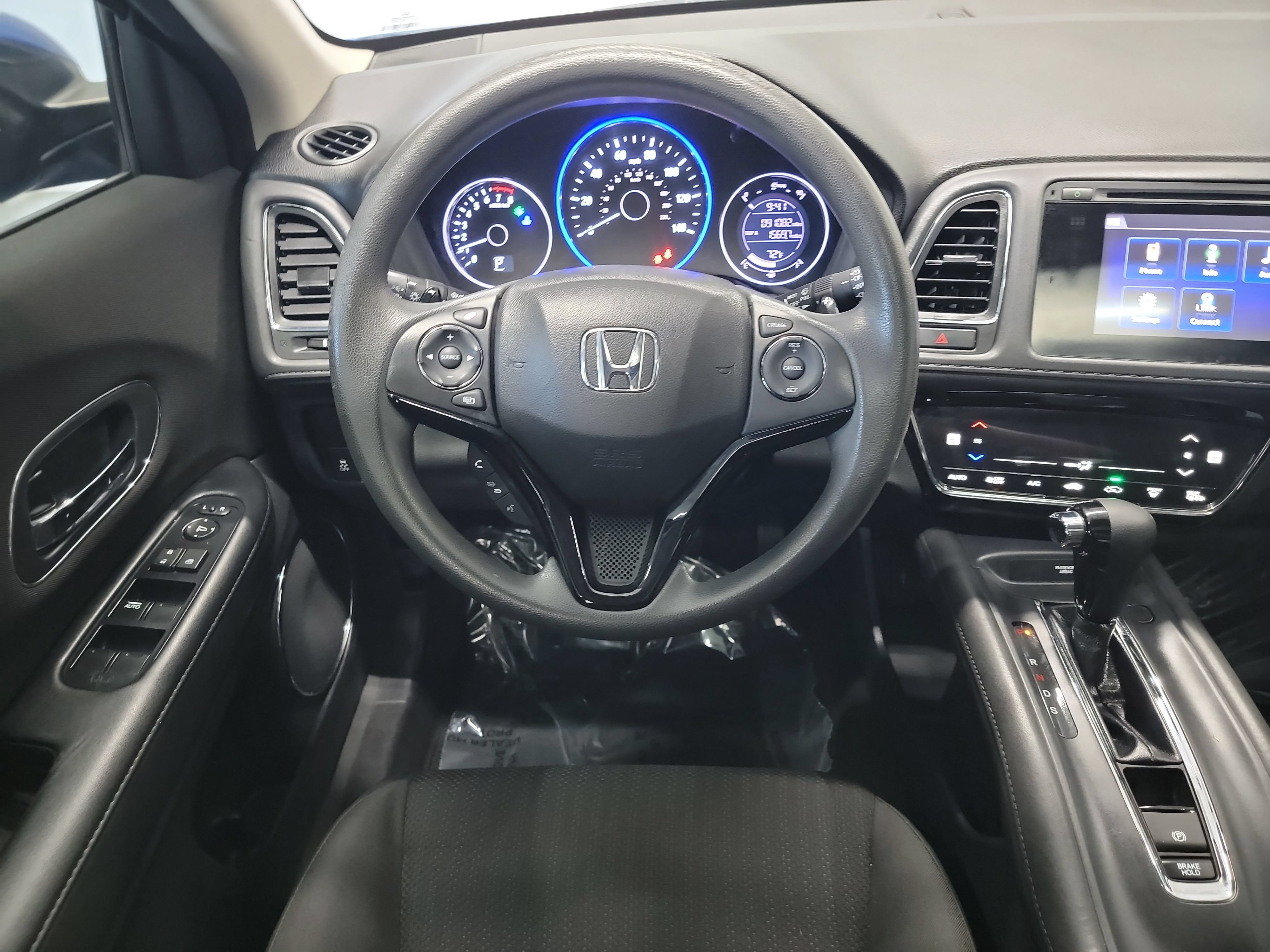 Used 2018 Honda HR-V EX image 16