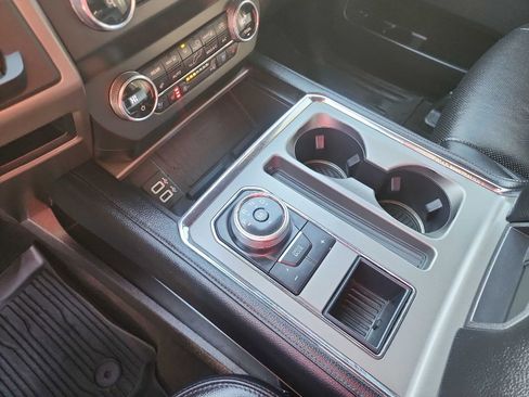 Used 2019 Ford Expedition Max XLT w/ Equipment Group 202A image 26