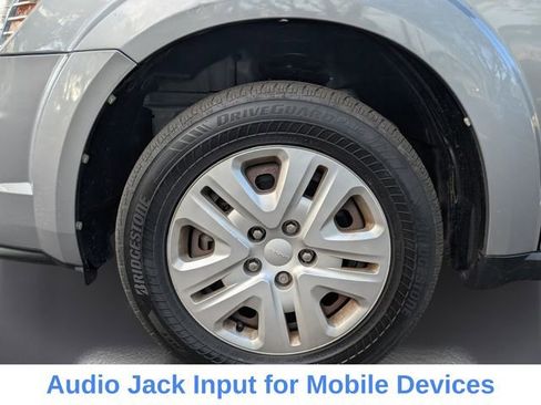 Used 2017 Dodge Journey SE w/ Flexible Seating Group image 6