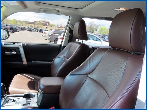 Used 2019 Toyota 4Runner Limited image 13