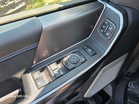 New 2026 Ford F250 Platinum image 30