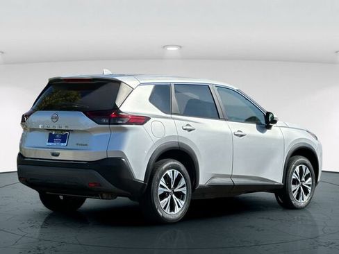 Used 2023 Nissan Rogue SV AWD/4WD image 6