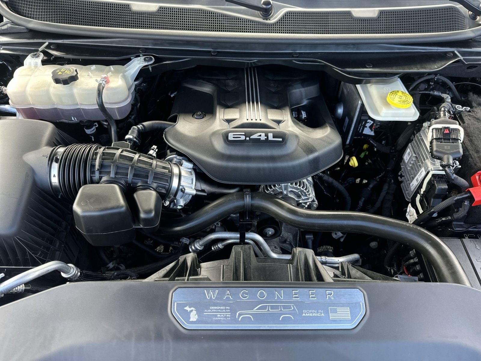 Used 2023 Jeep Grand Wagoneer Series III AWD/4WD image 30