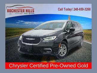 Used 2024 Chrysler Pacifica Touring-L FWD video 1